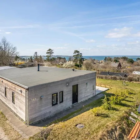 4 Bedroom Beautiful In 別荘 *